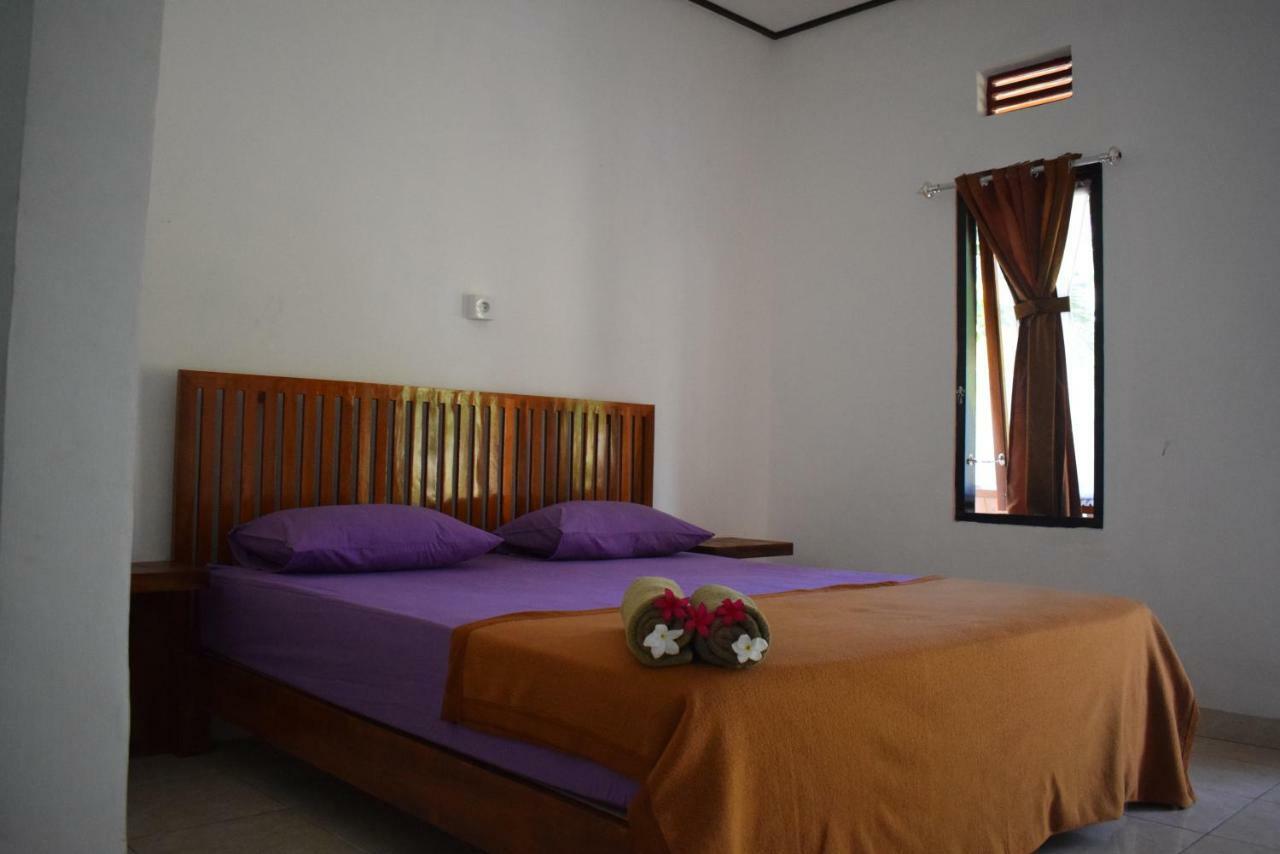 Safsia Homestay Toyapakeh Exteriör bild
